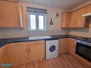 Kitchen- click for photo gallery